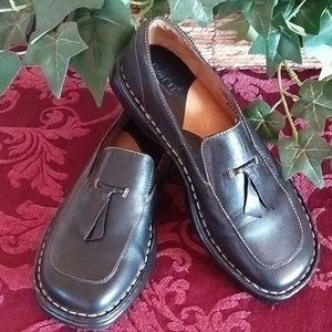 Ladies Born Loafers